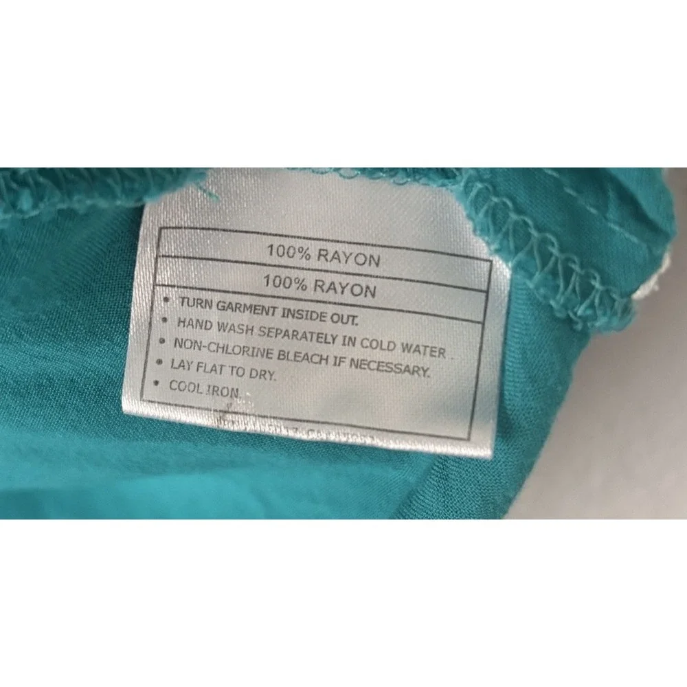 Ariat Women's Turquoise Pleated V Neck 3/4 Length Top Size Small‎ Rodeo Western